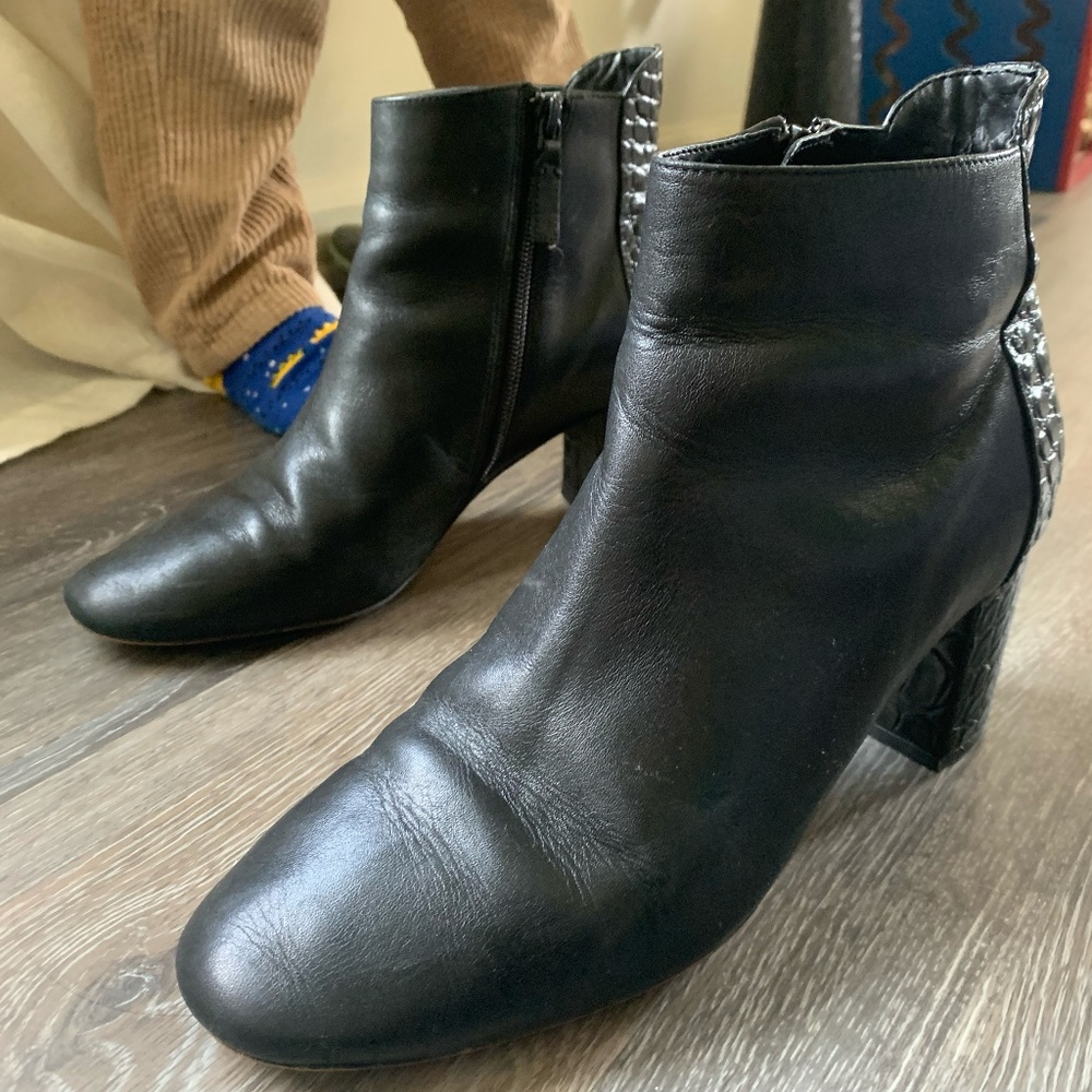 Cole Hahn women's black boots